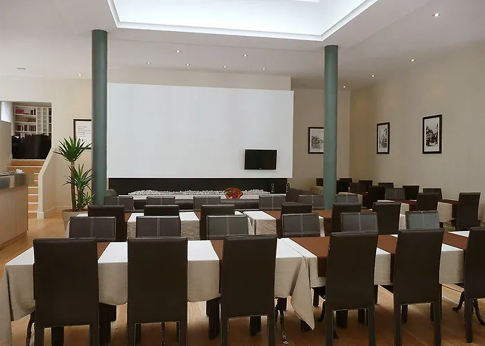 Atrium Hotel Lourdes