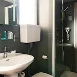 فندق Atrium 3*