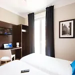 Atrium فندق