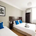 Atrium فندق
