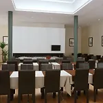Atrium فندق لورد